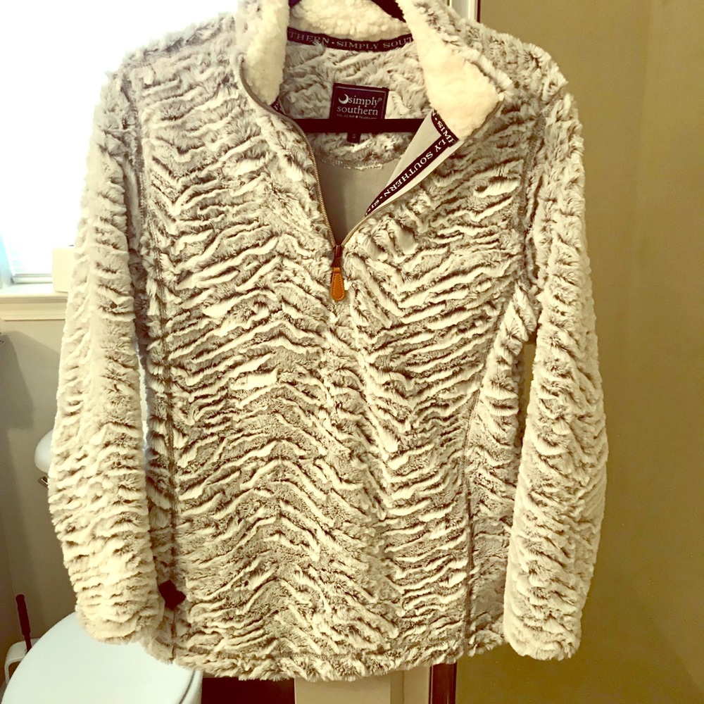 Simply Southern Pullover